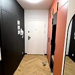 Apartment Ogrody Anny Z Ogrodkiem - Garden In Centrum - Penq