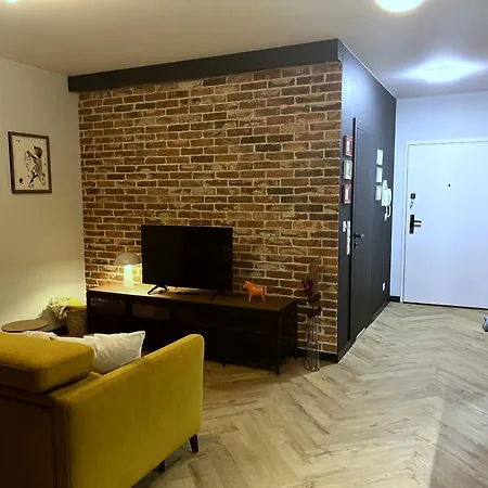 Apartment Ogrody Anny Z Ogrodkiem - Garden In Centrum - Penq *