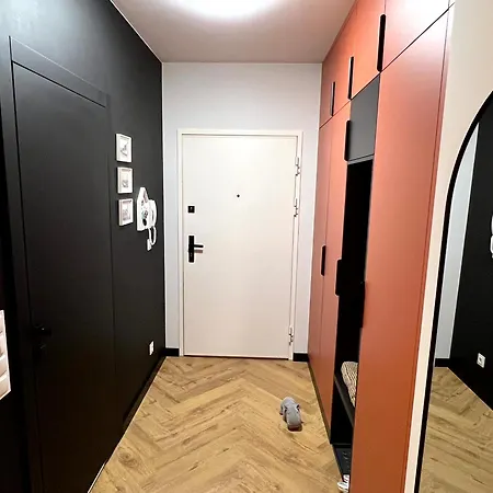 Apartment Ogrody Anny Z Ogrodkiem - Garden In Centrum - Penq